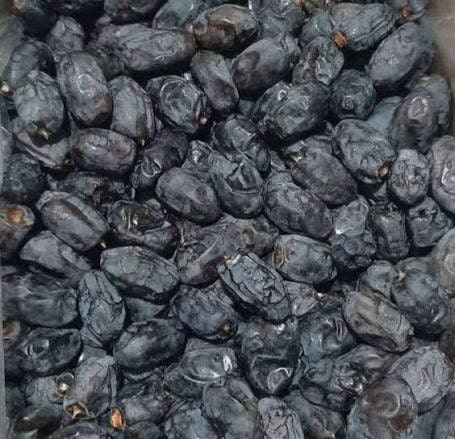 خرما مضافتی جعبه ای مناسب هدیه و پذیرایی رسمی